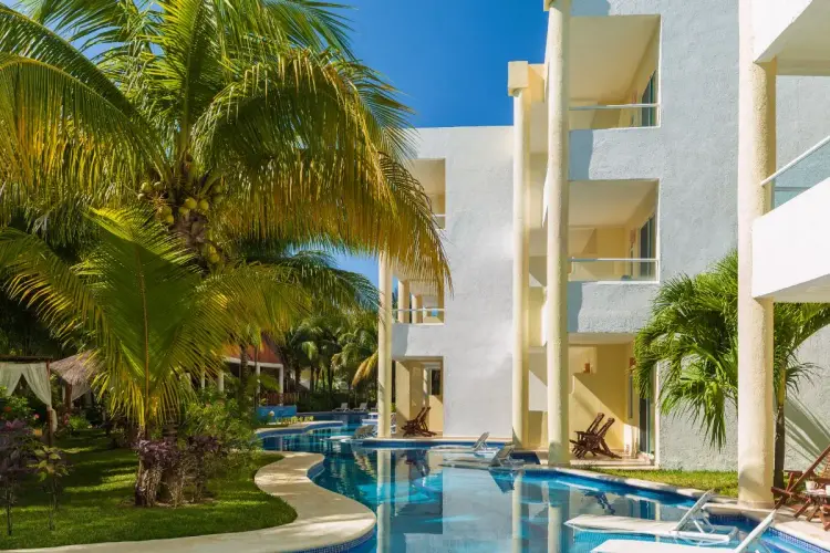 Dorado Palms Destino 1