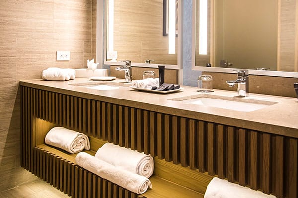 bathroom be all inclusive