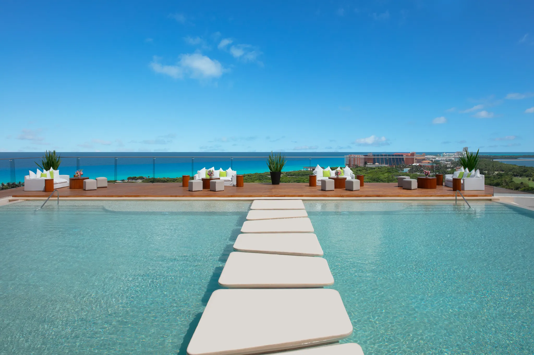 hyvgigrpcocktailcobaltrooftopdeckcb be all inclusive