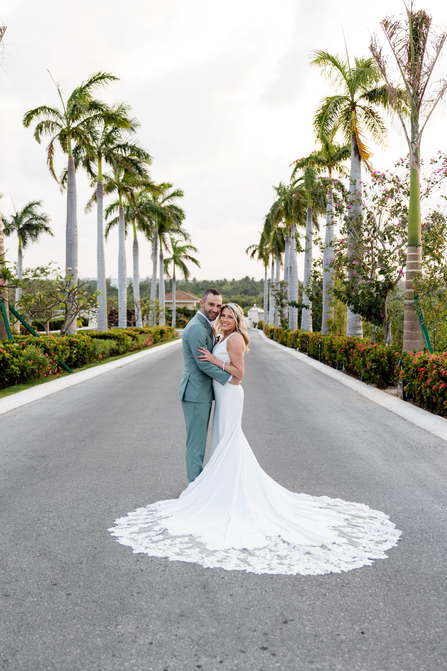 Dreams Playa Mujeres Mexico wedding couple